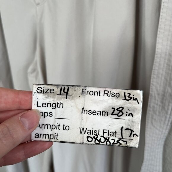 Athleta Skyline Pant II Ivory Belted Athleisure Travel Trousers Size 14 - Picture 14 of 14